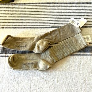 🎁 NWT! Firm on price! MEN’S Smartwool socks. Two pair